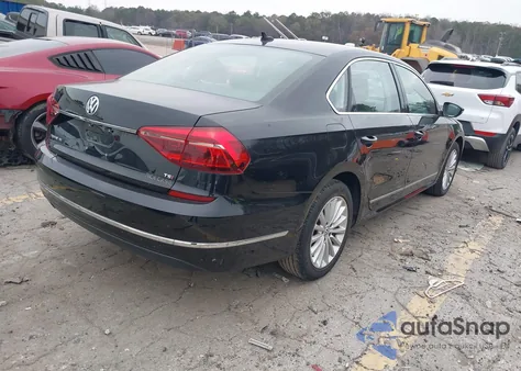 2017 Volkswagen Passat 1.8T Se z USA, uszkodzony, nr VIN 1VWBT7A3XHC083672
